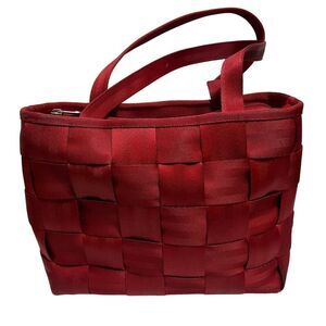 Harvey's Original Red Seatbelt Shoulder Bag 9x12"